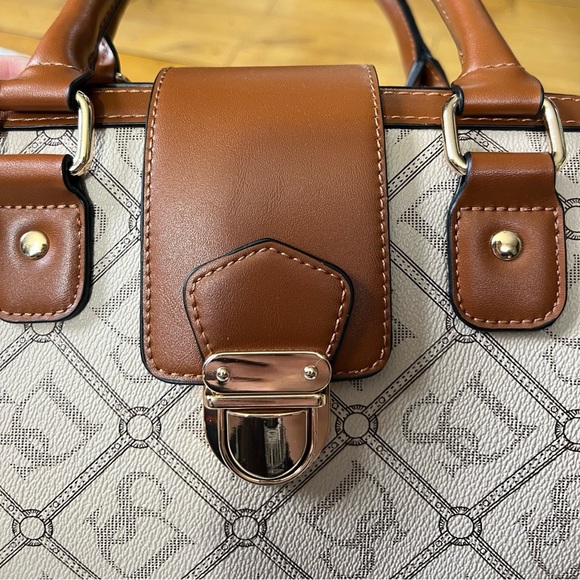 Dasein NWOT's - Womens Two-Tone Monogram Barrel Shoulder/Crossbody Purse - Picture 16 of 16